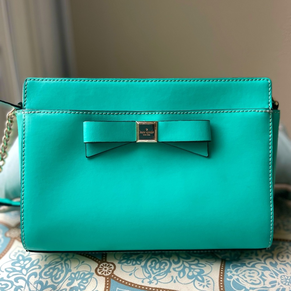 COPY - Kate Spade Small bag with cute bow — not sold yet
